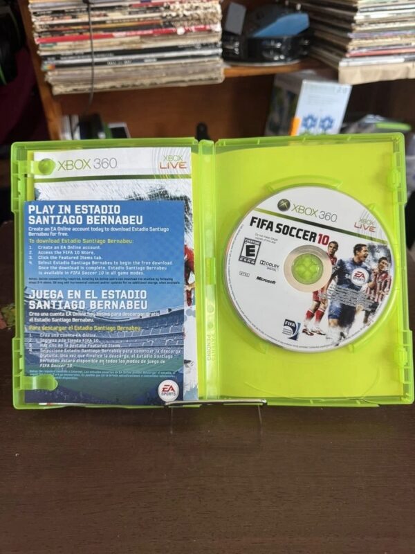 FIFA Soccer 10 - Image 3