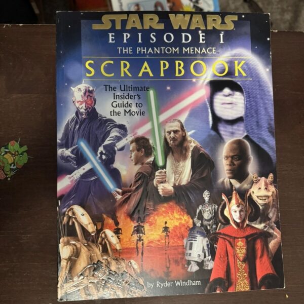 Star Wars Episode 1: The Phantom Menace Scapbook
