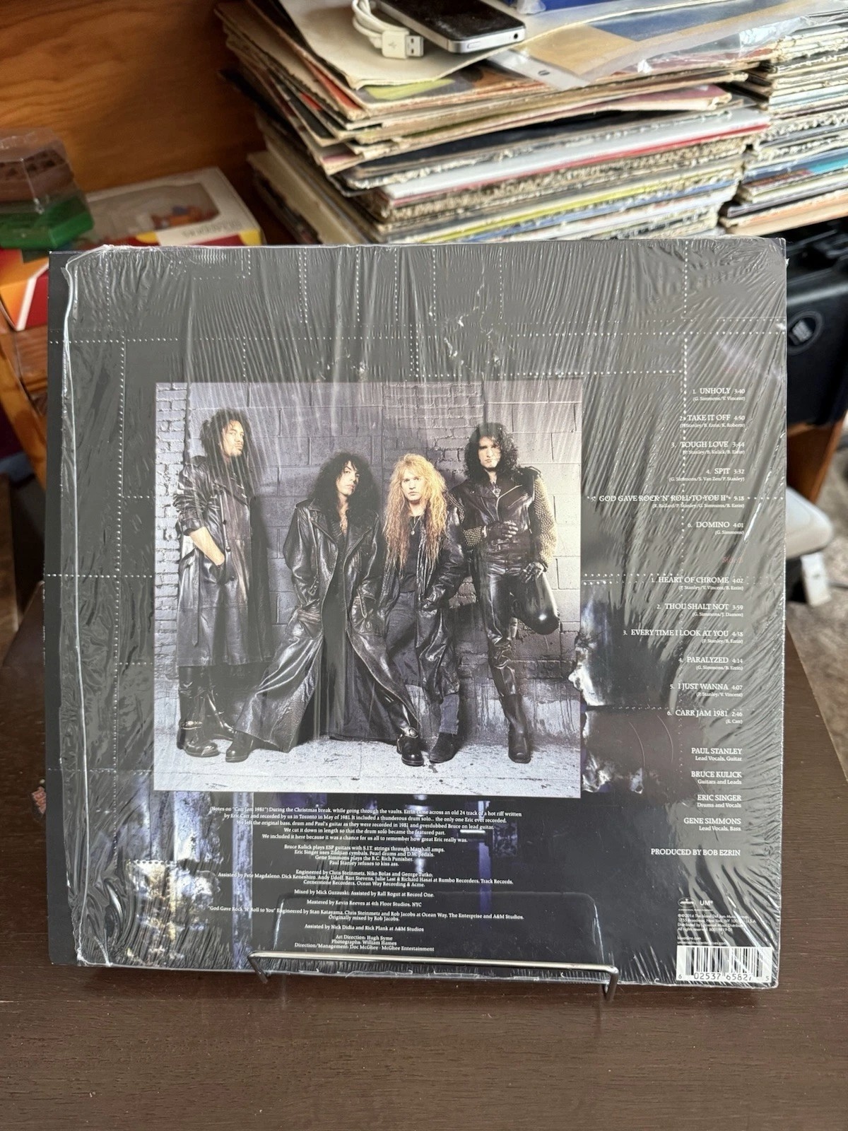 Kiss: Revenge - Image 2