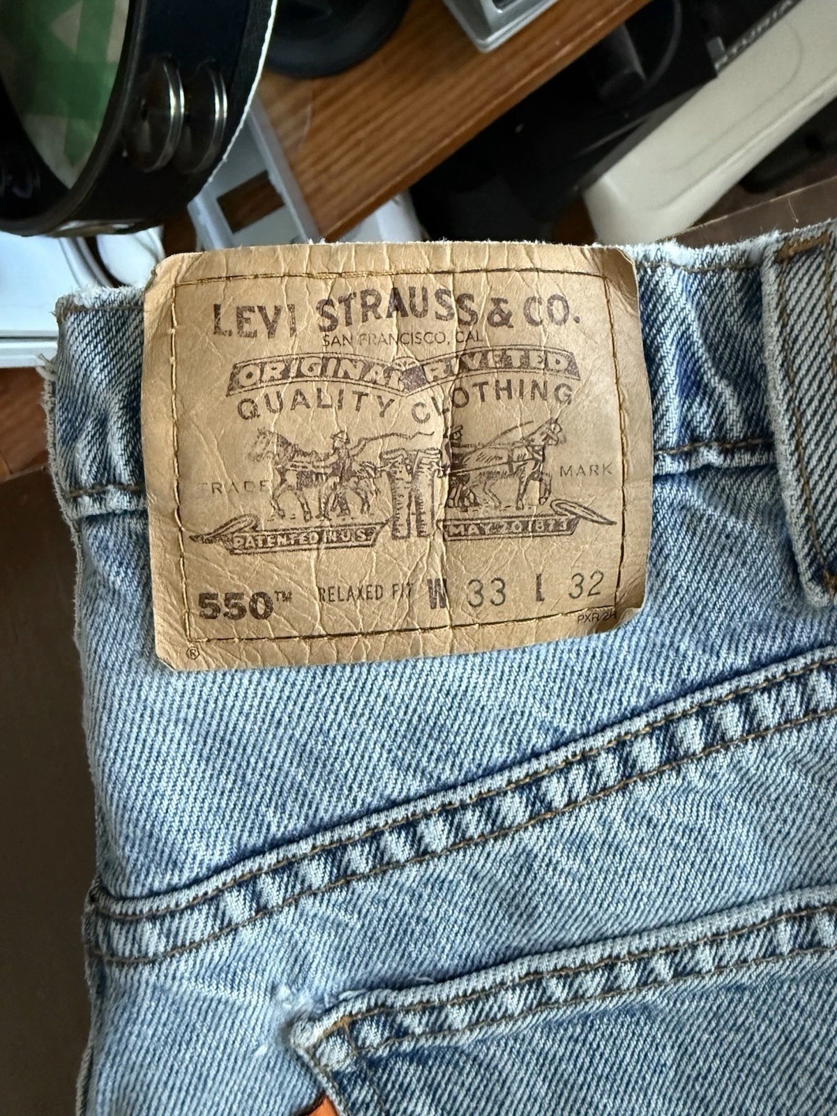 Levi's 550 33X32 - Image 4