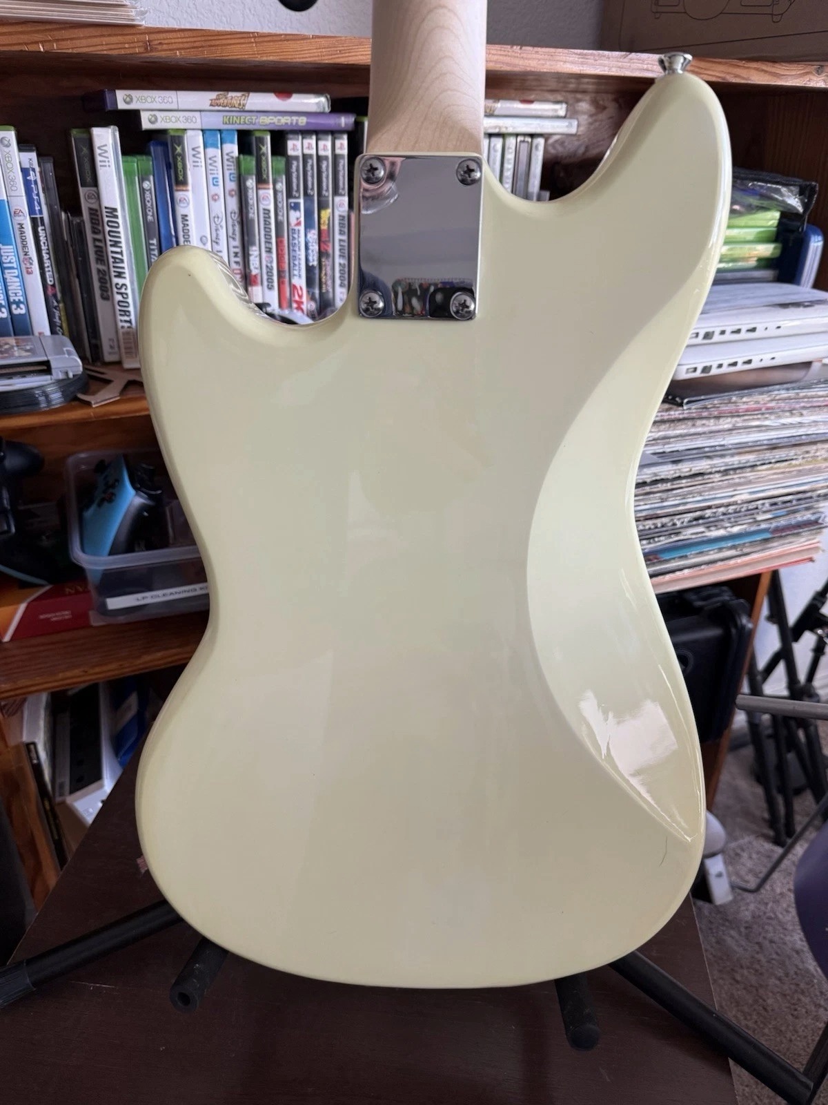 Ivy ISMF-200VW Strat Solid Electric Guitar - Vintage White SN: I22040005 - Image 5