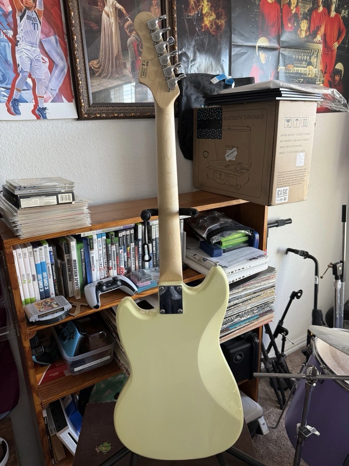 Ivy ISMF-200VW Strat Solid Electric Guitar - Vintage White SN: I22040005 - Image 3